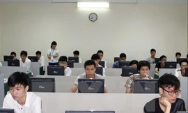 Lao động muốn sang Hàn Quốc làm việc phải trải qua thi tuyển do Trung tâm lao động ngoài nước phụ trách 