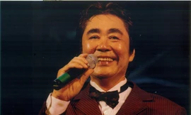 NSND Quang Thọ hát trong đêm nhạc kỷ niệm 40 năm sự nghiệp