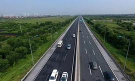 Cao tốc Hà Nội - Hải Phòng là trục giao thông kết nối phát triển kinh tế giữa Hà Nội với các tỉnh - Ảnh: KTĐT