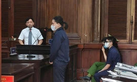 Hoài DJ tại phiên tòa.