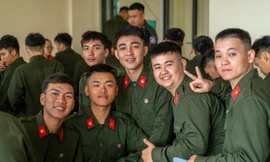 Đoàn viên, thanh niên Trung đoàn CSCĐ Đông Bắc hiến máu tình nguyện