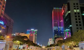 Loạt quán xá kích hoạt chế độ “ngủ đông”, teen Sài Gòn đón Tết lần 2