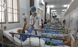 10 phút 'thần tốc' cứu sống cụ ông U90 đột quỵ nặng