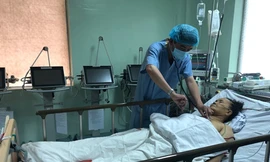 Cụ bà ngưng tim thoát chết trong gang tấc