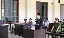 Nhân viên nhà hàng 5 sao bị đồng nghiệp đâm tử vong