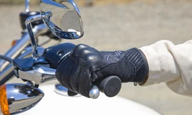 Chồng bị truy tố vì cầm dao chém gục thanh niên chửi vợ