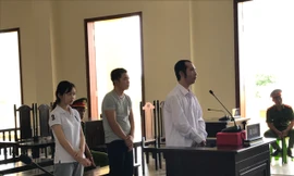 Các bị cáo tại phiên tòa.