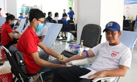 Hưởng ứng Chủ nhật Đỏ hiến máu cứu người tại Cần Thơ