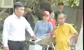 Du khách bức xúc vì doanh nghiệp tự đặt 'trạm BOT' trên núi Sam