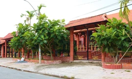 Ngôi nhà bằng gốm 'có một không hai' ở miền Tây