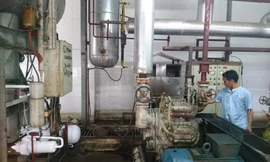 Công ty thủy sản rò rỉ khí, công nhân công ty cạnh bên bị ngộ độc