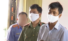 Làm giả văn bản của UBND tỉnh, Tổng Cục đường bộ, một giám đốc bị bắt