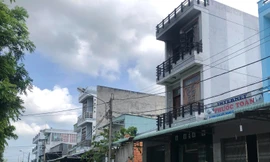 Đến nhà bạn ngủ qua đêm, người đàn ông bị chém và đốt chết tại chỗ