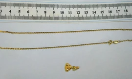 Người đàn bà U70 giật dây chuyền bé 2 tuổi