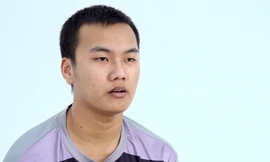 Nhậu say lên giường ngủ cùng 'trai lạ', bé gái nhiều lần bị xâm hại