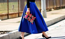 Chân váy xòe điệu đà cho bạn gái