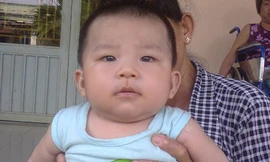 Bé trai năm tháng tuổi bị bắt cóc táo tợn