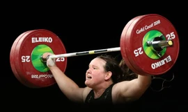 Laurel Hubbard là nữ VĐV chuyển giới đầu tiên tranh tài ở Olympic.