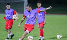 Billy Ketkeophomphone là ngôi sao đáng chú ý nhất của ĐT Lào