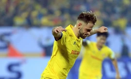 Bị sa thải vì 'bệnh ngôi sao', ngoại binh Nam Định kêu oan