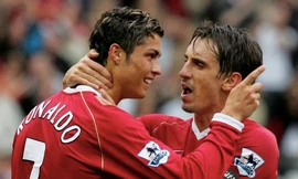 Gary Neville tin rằng Ronaldo sẽ giúp M.U giành được danh hiệu