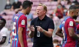 HLV Koeman được các học trò bảo vệ