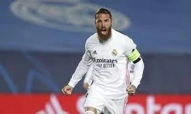 Sergio Ramos khép lại 16 năm thi đấu tại sân Bernabeu.