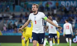Harry Kane ghi cú đúp bàn thắng