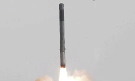 Ấn Độ phóng phiên bản tối tân của tên lửa BrahMos