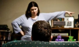 Bị vợ làm mất mặt mỗi lần đi nhậu