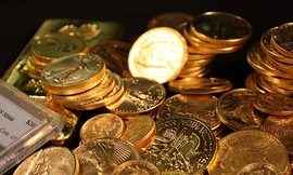 Vàng giảm thêm 350.000 đồng/lượng