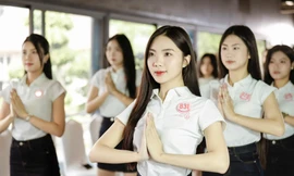 41 thí sinh ‘Hoa hậu Việt Nam’ rạng rỡ trong buổi học phong thái và bùng nổ với vũ đạo 