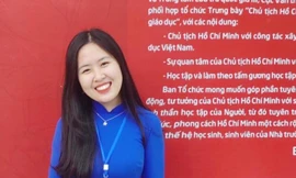 'Bí kíp' đạt điểm cao cả ba môn khối D01 của cô thủ khoa ngành Sư phạm
