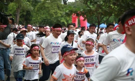 Run for mom - Sải bước chân, nâng tình mẹ
