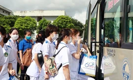 54 “chiến sĩ áo trắng” tình nguyện vào tâm dịch Bắc Giang