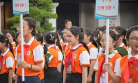 Hơn 300 chỉ huy đội đồng diễn cờ Semaphore xác lập kỷ lục Việt Nam