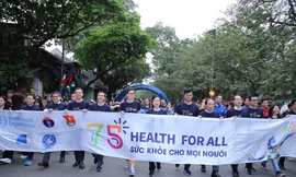 Thầy thuốc trẻ khám miễn phí cho hàng nghìn người dân Thủ đô