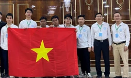 Đoàn học sinh Việt Nam giành trọn bộ Huy chương Vàng tại Kỳ thi Olympic Toán học Turkmenistan 2025