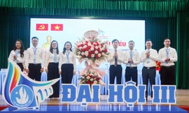 Đẩy mạnh bồi dưỡng lý tưởng, lối sống đẹp, tình yêu nghề nghiệp trong sinh viên