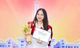 Nữ sinh VinUni vượt qua định kiến giới, chinh phục đam mê khoa học