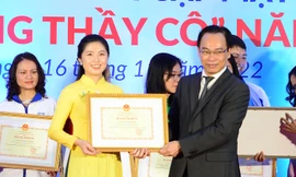 Bộ GD - ĐT gặp mặt 68 thầy, cô giáo trong chương trình 'Chia sẻ cùng thầy cô 2022'