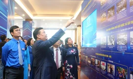 Ngắm 'Hà Nội thành phố tương lai' qua công nghệ thực tế ảo