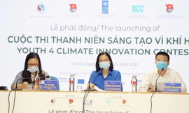 Tìm kiếm giải pháp đột phá ứng phó với biến đổi khí hậu từ giới trẻ
