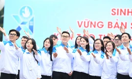 Để mỗi sinh viên tự hào, tự tin bước vào cuộc sống và bước ra thế giới