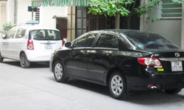 Trộm ô tô cùng... bé trai chín tuổi giữa Thủ đô