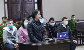 Nhóm bị cáo tại phiên phúc thẩm.