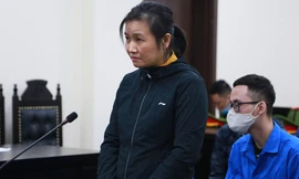 'Ngả mũ' với quy trình vận chuyển 30.000 tỷ đồng ra nước ngoài của bà trùm