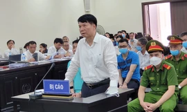 Cựu Thứ trưởng Bộ Y tế Trương Quốc Cường bị tuyên phạt 4 năm tù