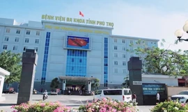 Nhận hối lộ 2,1 tỷ của Cty Việt Á, cựu phó giám đốc trung tâm xét nghiệm ở Phú Thọ lĩnh 8 năm tù