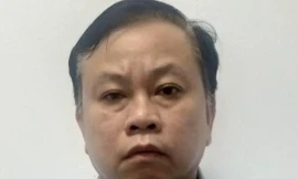 Bắt Phó trưởng Ban quản lý các khu công nghiệp Bình Dương 